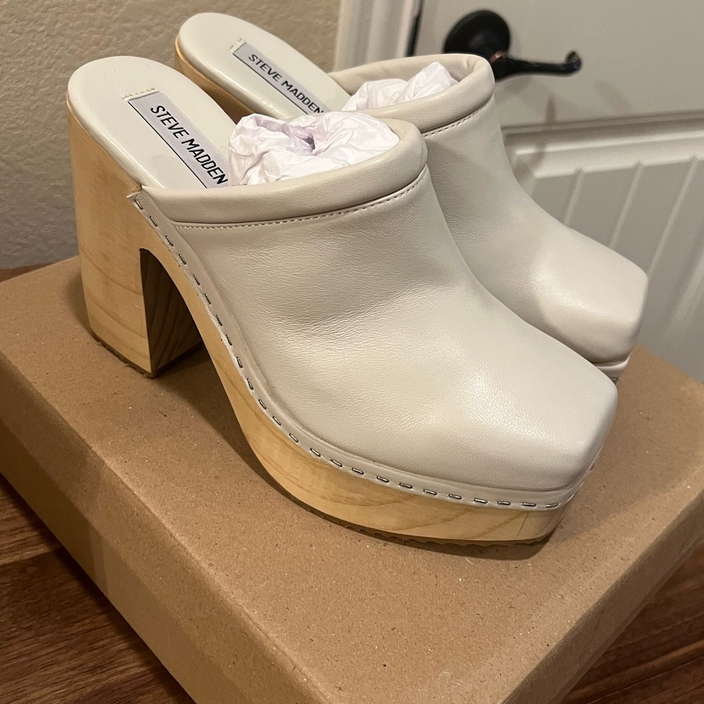 Steve Madden wood/leather clogs size 9